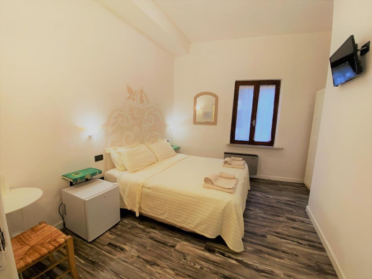 Hotel San Francesco E Il Lupo Gubbio Extérieur photo
